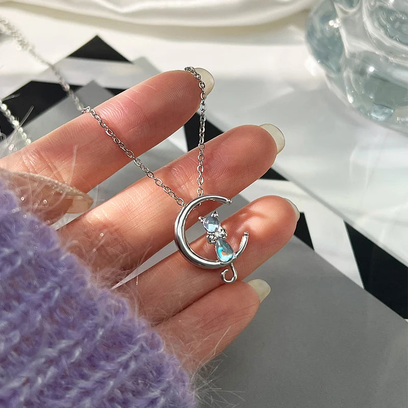 1PC Cute Moon Kitten Pendant Animal Necklace Stainless Steel Chain Women Girls Jewelry for Vacation Party Gift