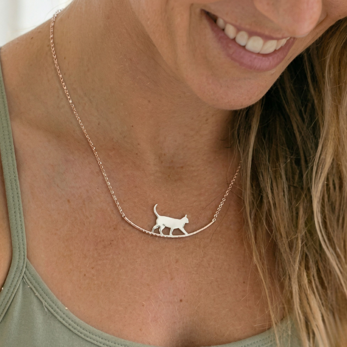 Colar Feminino Minimalista Silhueta de Gatinho - Coleção Amor Felino